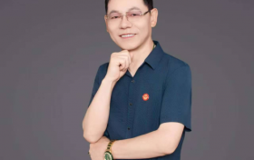 路光辉：以文化为根脉，用创新铸就家国情怀